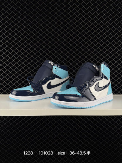 Nike Wmns Air Jordan 1 Retro High OG ''Blue Chill''